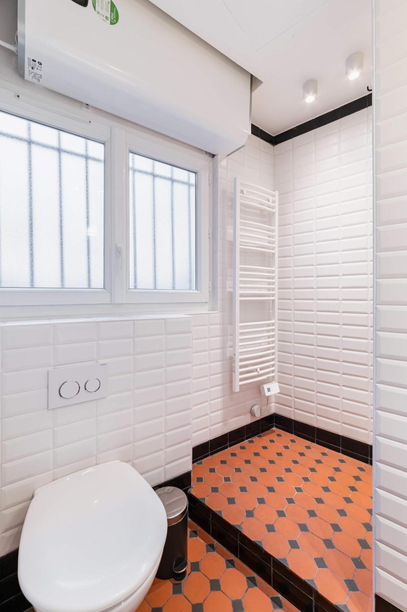 Apartment Parisien Coeur Montmartre - 18 - 2p *